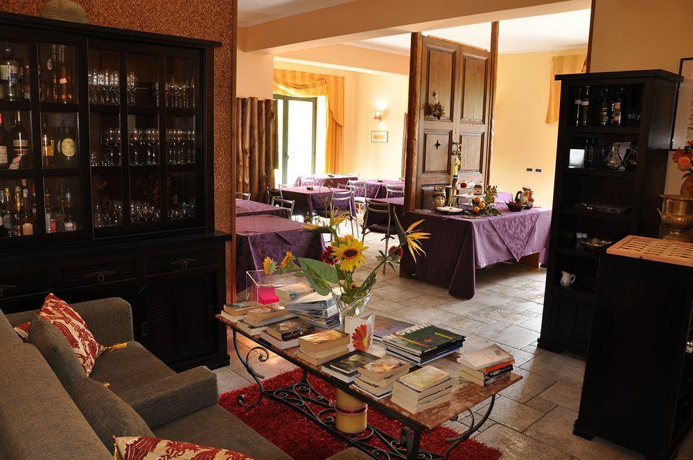 Casale Romano Resort E Relais Motta Camastra Exteriér fotografie